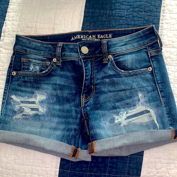 AEO Dark Wash Ripped Denim Shorts - Picture 1 of 3